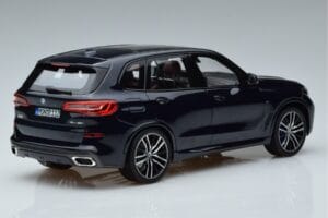BMW X5 G05 Moder Norev 1:18 183283 Kovina – slika 3 od 7