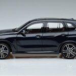 BMW X5 G05 Moder Norev 1:18 183283 Kovina - image 4 of 7
