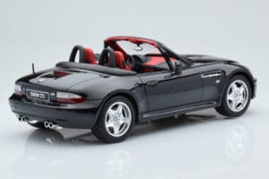 BMW Z3 M E36/7 Roadster Črn Otto 1:18 OT1016 Smola – slika 2 od 5