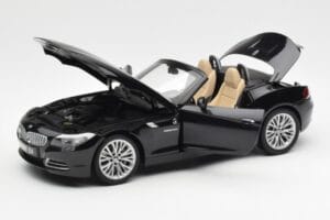 BMW Z4 E89 Spider Črn Metalik Kyosho 1:18 08771BK Kovina – slika 2 od 9