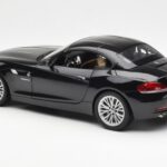 BMW Z4 E89 Spider Črn Metalik Kyosho 1:18 - image 8 of 9