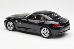 BMW Z4 E89 Spider Črn Metalik Kyosho 1:18 08771BK Kovina – slika 8 od 9