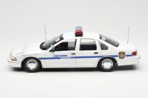 Chevrolet Caprice Cheyenne Policija UT Models 1:18 21025 Kovina – slika 3 od 6