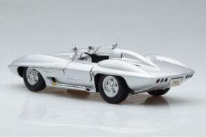Chevrolet Corvette C1 Stingray Concept AUTOart 1:18 71000 Kovina – slika 7 od 8