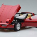 Chevrolet Corvette C4 Rdeč AUTOart 1:18 71241 Kovina - image 2 of 8
