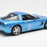 Chevrolet Corvette C5 Modra Metalik UT Models 1:18 - image 2 of 6