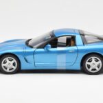 Chevrolet Corvette C5 Modra Metalik UT Models 1:18 - image 3 of 6