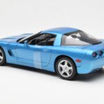 Chevrolet Corvette C5 Modra Metalik UT Models 1:18 - image 5 of 6