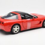 Chevrolet Corvette C5 Hardtop Rdeč UT Models 1:18 - image 2 of 6