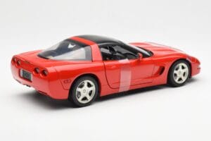 Chevrolet Corvette C5 Hardtop Rdeč UT Models 1:18 21041 Kovina – slika 2 od 6