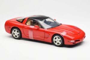Chevrolet Corvette C5 Hardtop Rdeč UT Models 1:18 21041 Kovina – slika 4 od 6