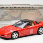 Chevrolet Corvette C5 Hardtop Rdeč UT Models 1:18 - image 6 of 6