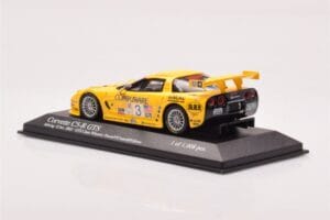 Chevrolet Corvette C5R #3 O. Gavin / J. O'Connell / R. Fellows Sebring 12 Hours 2003 Minichamps 1:43 400031403 Kovina – slika 3 od 4