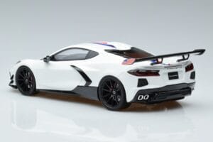 Chevrolet Hennessey Corvette C8 Arctic Bela GT Spirit 1:18 GT317 Smola – slika 5 od 6