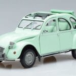 Citroen 2CV 6 Club Zelena Norev 1:18 181486 Kovina