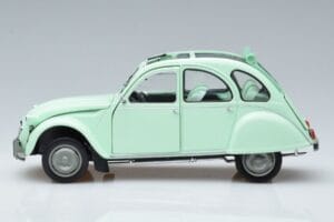 Citroen 2CV 6 Club Zelena Norev 1:18 181486 Kovina – slika 4 od 7