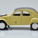Citroen 2CV Sahara Rumena Otto 1:18 - image 3 of 6