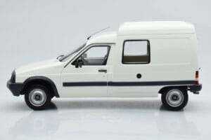 Citroen C15 E Bel Otto 1:18 OT956B Smola – slika 3 od 6