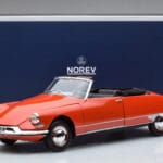 Citroen DS19 Kabriolet Norev 1:18 181599 Kovina - image 7 of 7