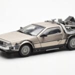 DeLorean DMC-12 Time Machine Back to the Future Srebrna Sun Star 1:18