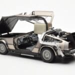 DeLorean DMC-12 Time Machine Back to the Future Srebrna Sun Star 1:18 - image 7 of 8