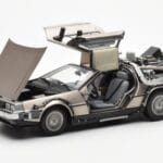 DeLorean DMC-12 Time Machine Back to the Future Srebrna Sun Star 1:18 - image 8 of 8