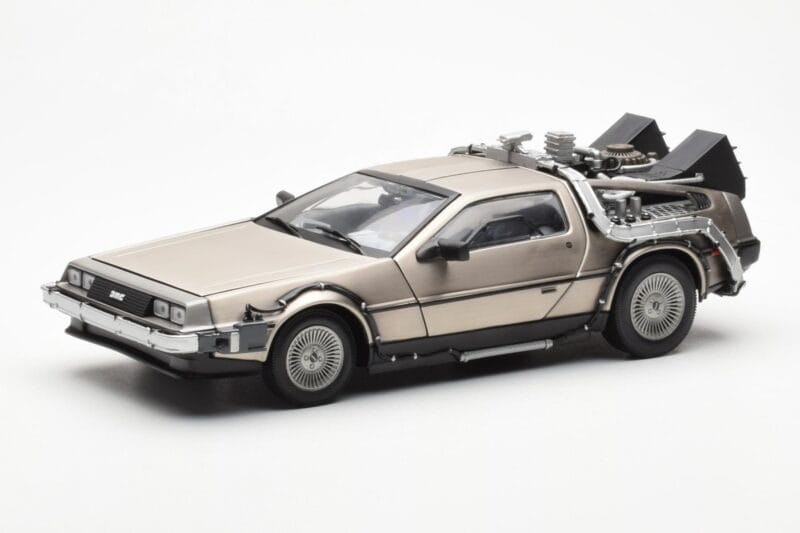 DeLorean DMC-12 Time Machine Back to the Future Srebrna Sun Star 1:18
