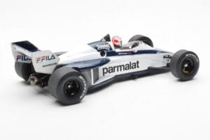Brabham BT52 #5 N. Piquet Brazilian GP F1 World Champion 1983 MCG 1:18 MCG18618F Kovina – slika 2 od 6