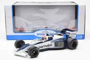 Brabham BT52 #5 N. Piquet Brazilian GP F1 World Champion 1983 MCG 1:18 MCG18618F Kovina – slika 6 od 6