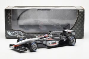 McLaren MP4/17D #6 K. Raikkonen F1 2003 Hot Wheels 1:18 B1650 Kovina – slika 2 od 6