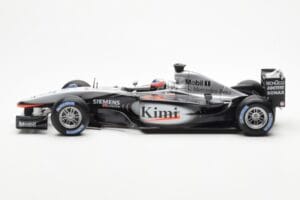 McLaren MP4/17D #6 K. Raikkonen F1 2003 Hot Wheels 1:18 B1650 Kovina – slika 3 od 6