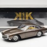 Ferrari 250 GT Lusso Rjav Metalik KK-Scale 1:18 - image 6 of 6