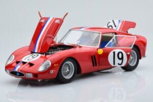 Ferrari 250 GTO #19 24 Hours of Le Mans 1962 Kyosho 1:18 08438A Kovina – slika 2 od 10