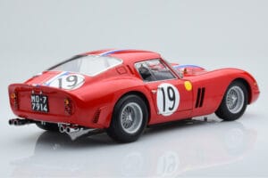Ferrari 250 GTO #19 24 Hours of Le Mans 1962 Kyosho 1:18 08438A Kovina – slika 3 od 10