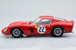 Ferrari 250 GTO #22 24 Hours of Le Mans 1962 Kyosho 1:18 08438B Kovina – slika 4 od 10