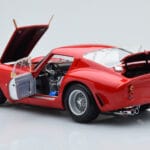 Ferrari 250 GTO Rdeč Kyosho 1:18 - image 5 of 10