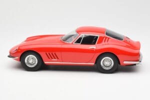 Ferrari 275 GTB Rdeč CMR 1:18 CMR033 Kovina – slika 3 od 6