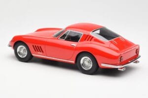 Ferrari 275 GTB Rdeč CMR 1:18 CMR033 Kovina – slika 5 od 6