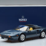 Ferrari 308 GTS Modra Norev 1:18 - image 7 of 7