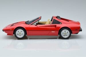 Ferrari 308 GTS QV Magnum PI GT Spirit 1:18 GT368 Smola – slika 3 od 6