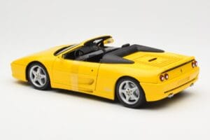Ferrari F355 Spider Rumena UT Models 1:18 180074031 Kovina – slika 5 od 6