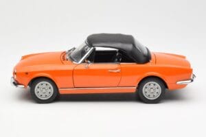 Fiat 124 BS Oranžna Sun Star 1:18 4906 Kovina – slika 4 od 8