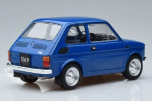 Fiat 126P Moder MCG 1:18 MCG18324 Kovina – slika 2 od 6
