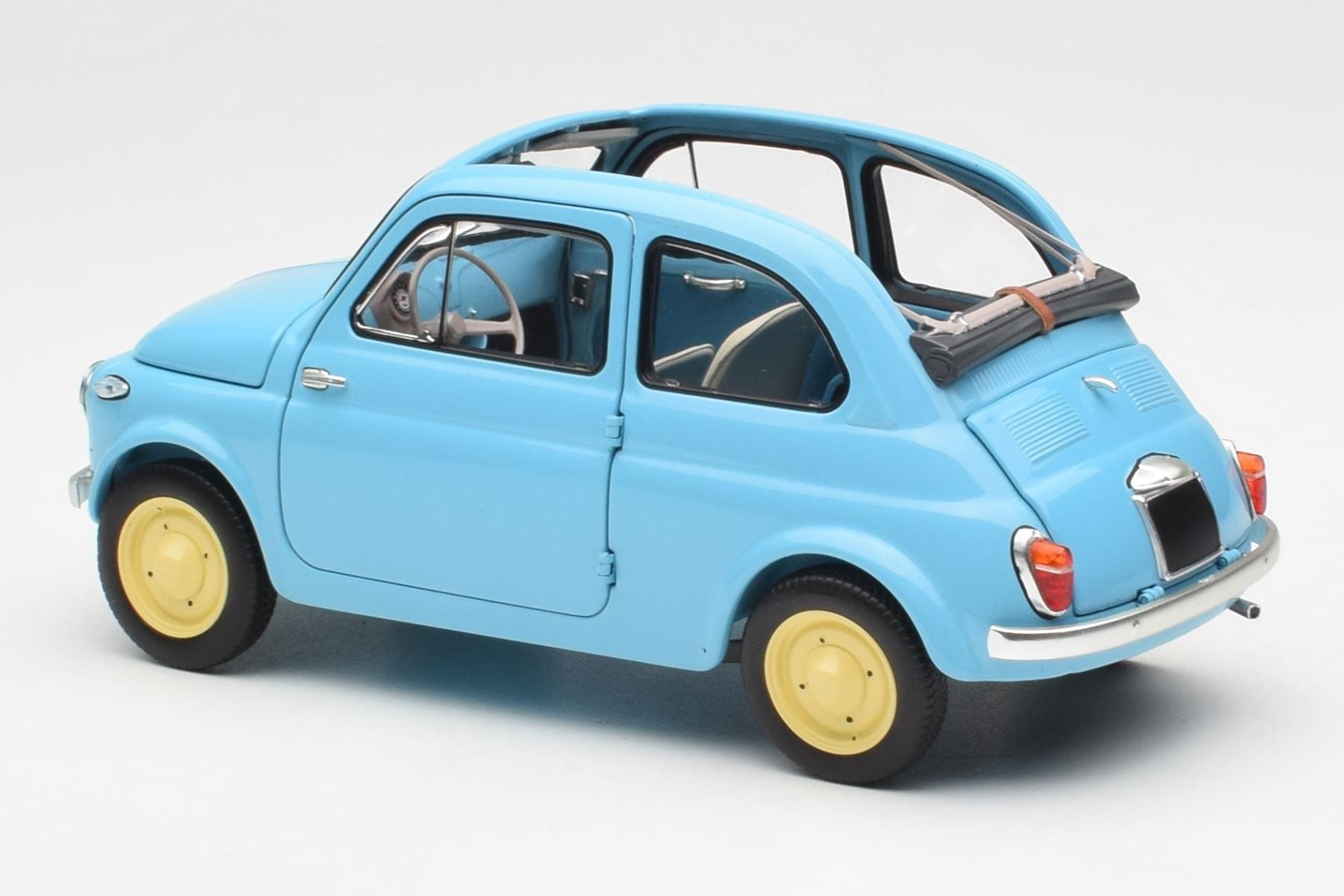 Fiat Nuova 500 Celeste Modra Kyosho 1:18 08966LB Kovina – slika 7 od 8
