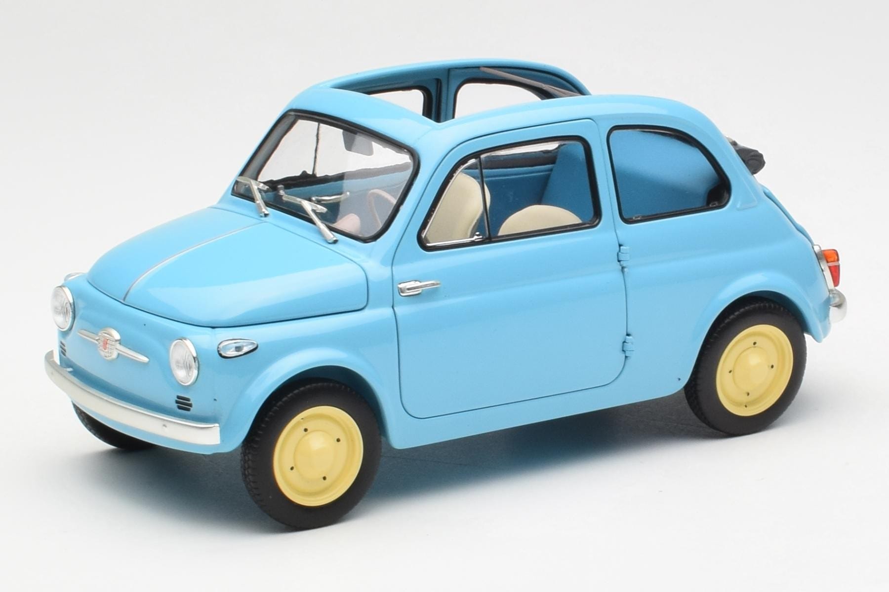 Fiat Nuova 500 Celeste Modra Kyosho 1:18 08966LB Kovina
