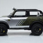 Ford Bronco RTR Iconic Srebrn GT Spirit 1:18 - image 3 of 6