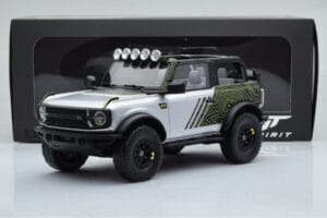 Ford Bronco RTR Iconic Srebrn GT Spirit 1:18 GT404 Smola – slika 6 od 6