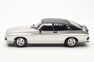 Ford Capri Mk2 X-Pack Srebrn MCG 1:18 MCG18349 Kovina – slika 3 od 6