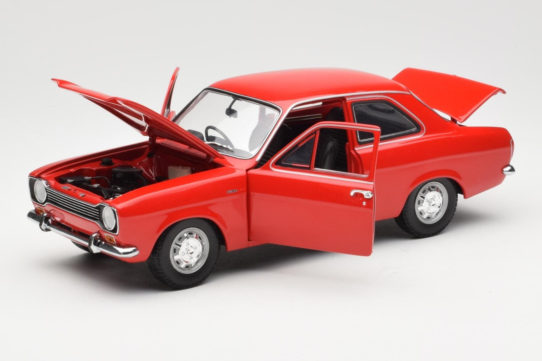 Ford Escort Mk1 RHD Rdeč Minichamps 1:18 150081070 Kovina – slika 2 od 8