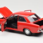 Ford Escort Mk1 RHD Rdeč Minichamps 1:18 - image 5 of 8